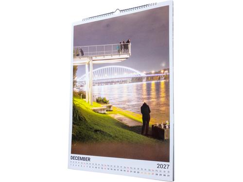 Kalendár s vlastnými fotografiami